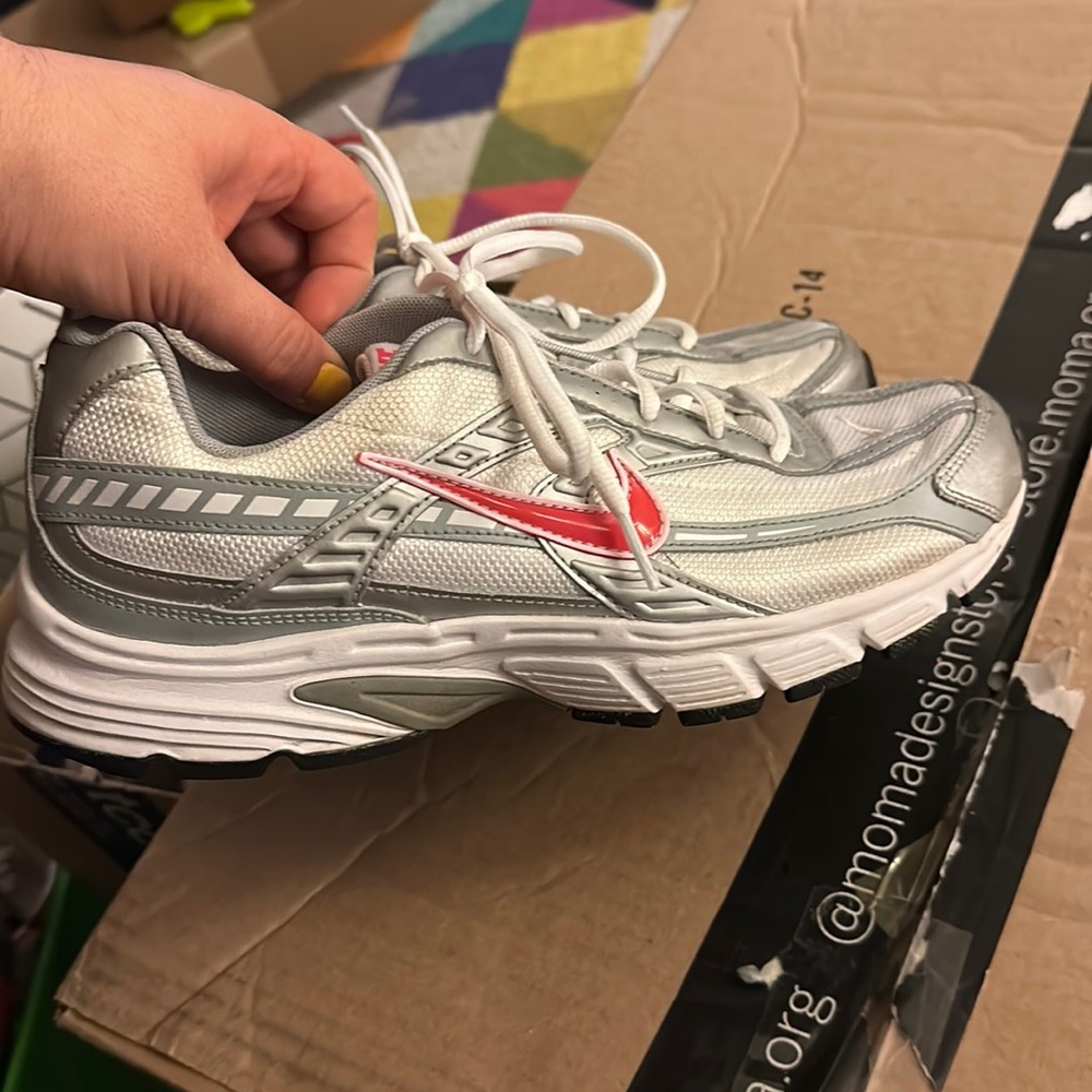 Nike Initiator barely worn